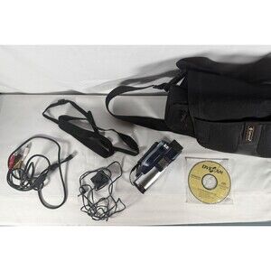 Hitachi DVDCAM DZ-MV550A Camcorder 18x Optical Zoom DVD-RAM SD Card w/ Accessor…